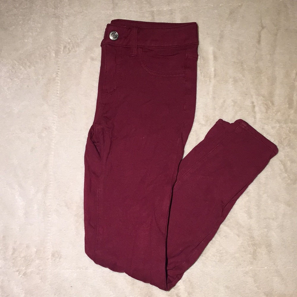 American Eagle maroon super stretch jegging